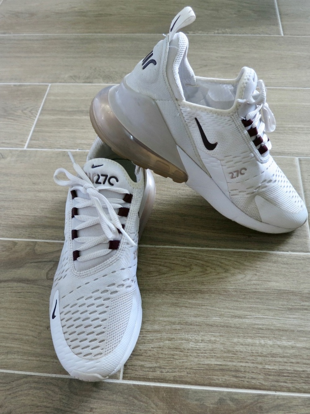Nike Air Max 270 Size 7Y
